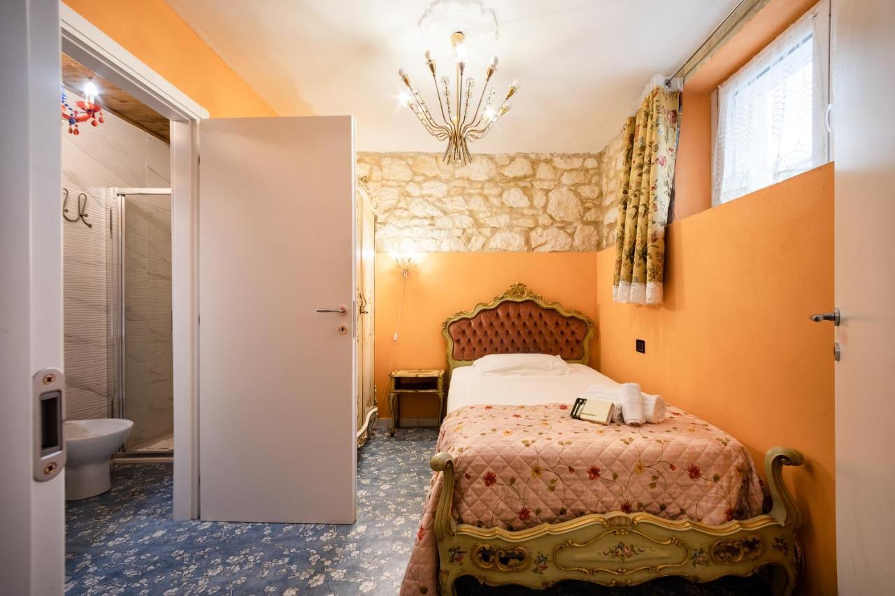 Le Stanze Di Villa Angelina - Pet Friendly Verona Buitenkant foto
